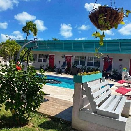 Georges Royal Inn Frederiksted Exteriér fotografie