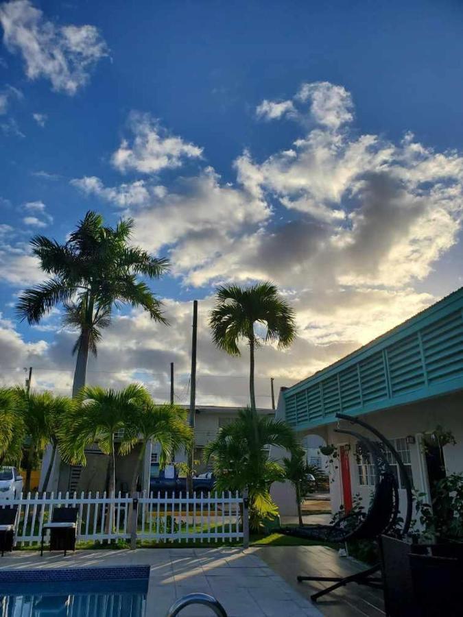 Georges Royal Inn Frederiksted Exteriér fotografie
